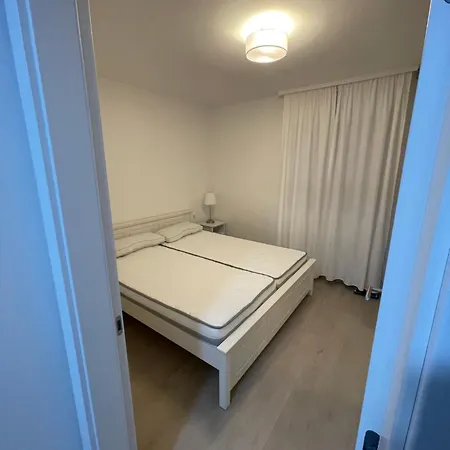 Oasis - Free Parking Apartman Makarska